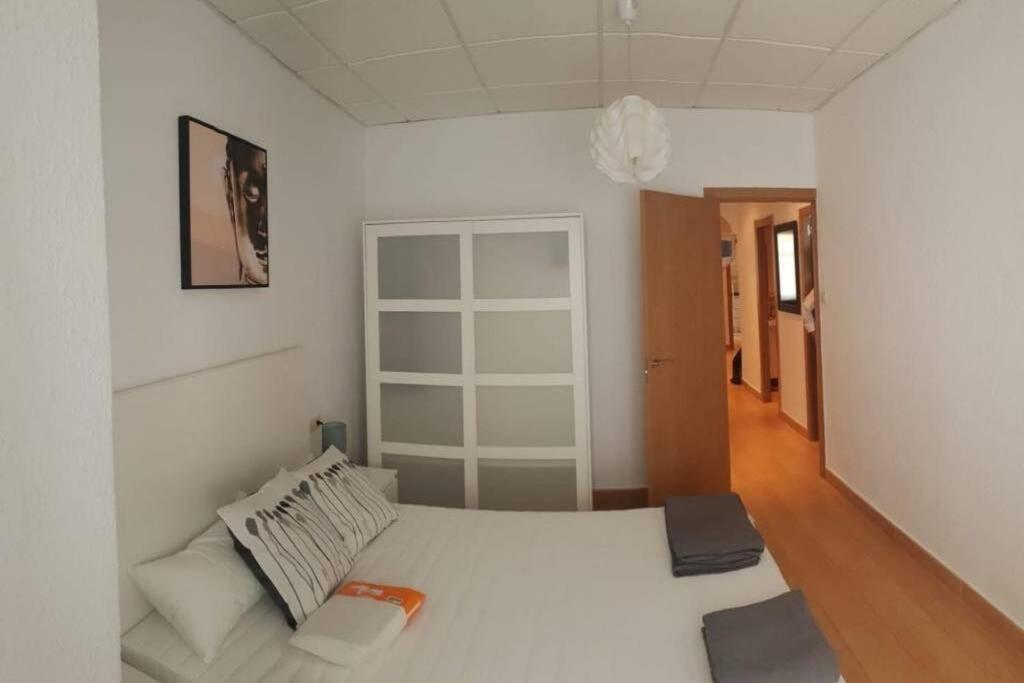 Cozy Apartment In The Heart Of Alicante! Buitenkant foto
