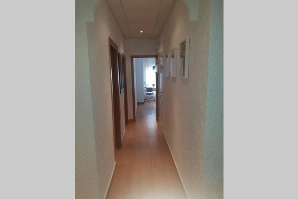 Cozy Apartment In The Heart Of Alicante! Buitenkant foto